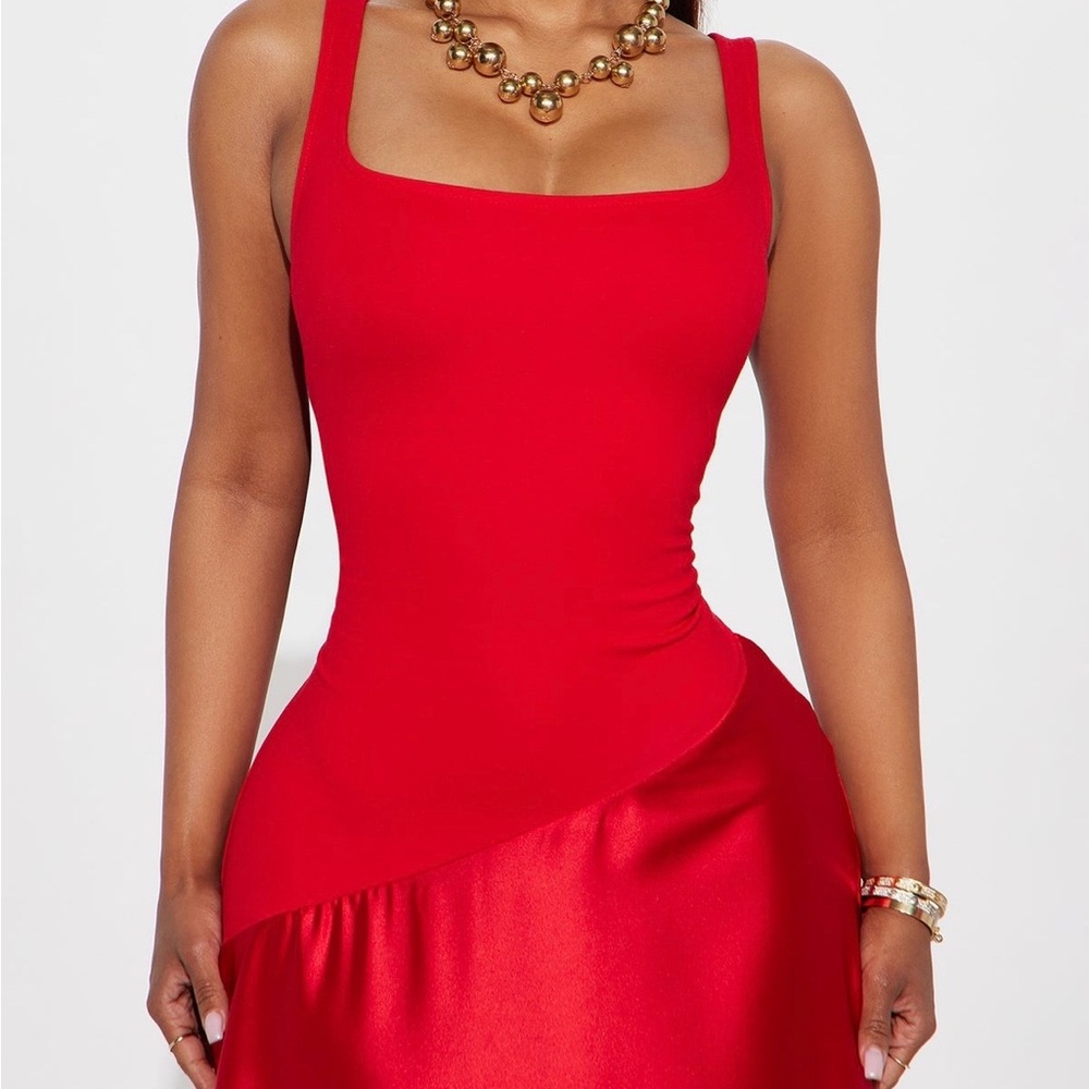 Elegant Red Evening Gown